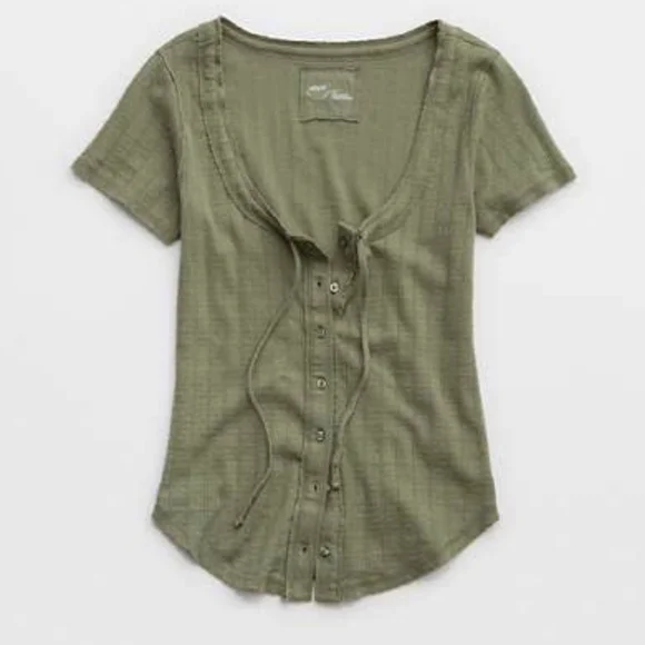 Aerie Vintage Button Down Pointelle Tee Medium - Picture 5 of 5